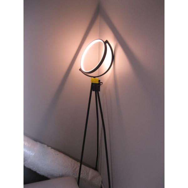 3 LEG LED ROUND FLOOR LAMP