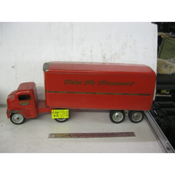 VINTAGE TONKA TOY TRANSPORT TRUCK