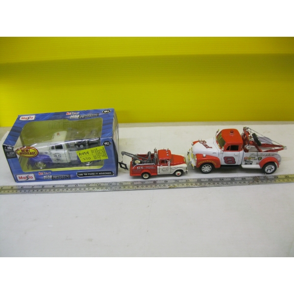 3 DIECAST TOW TRUCKS