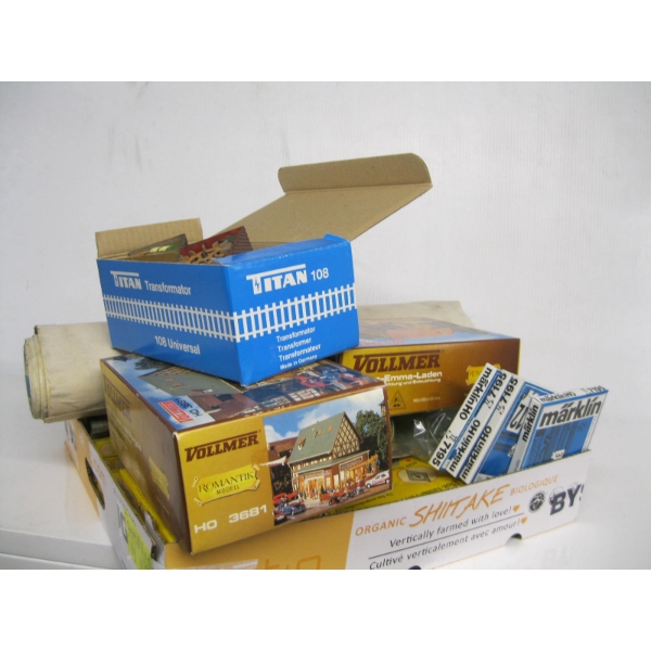 LG. BOX OF ASST. TRAIN ITEMS