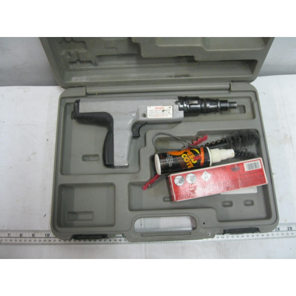 UCAN POWER ACTUATED NAILER