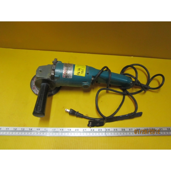 LG. MAKITA GRINDER