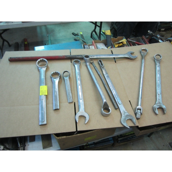 ASST. COMBINATION WRENCHES & WRENCH ENDS