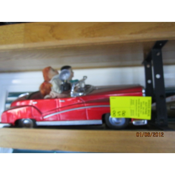 METAL BATTERY OPERATED CAR