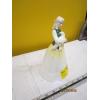 Image 2 : ROYAL DOULTON FIGURINE "SPRINGTIME"
