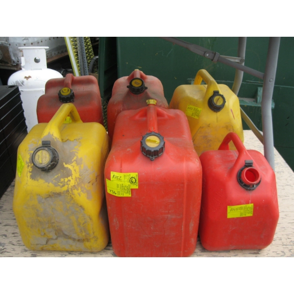 6 FUEL CANS