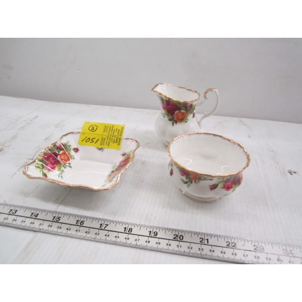ROYAL ALBERT OLD COUNTRY ROSE SMALLER CREAM & SUGAR BOWL & SM. DISH