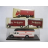 Image 3 : 2 TRAIN CARS & 3 VEHICLES