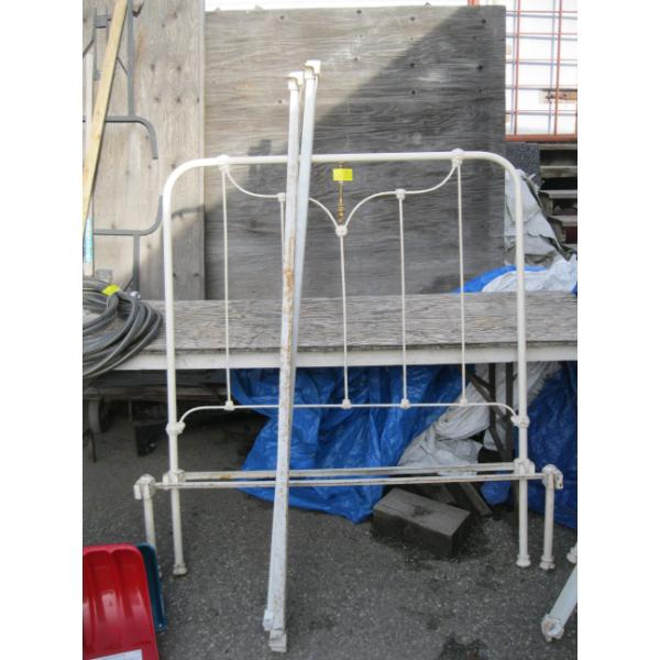 ANTIQUE DOUBLE BEDFRAME