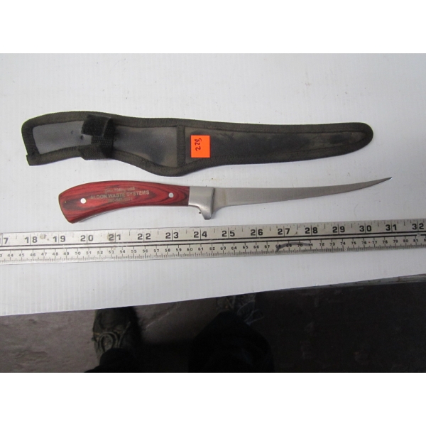 FILLET KNIFE
