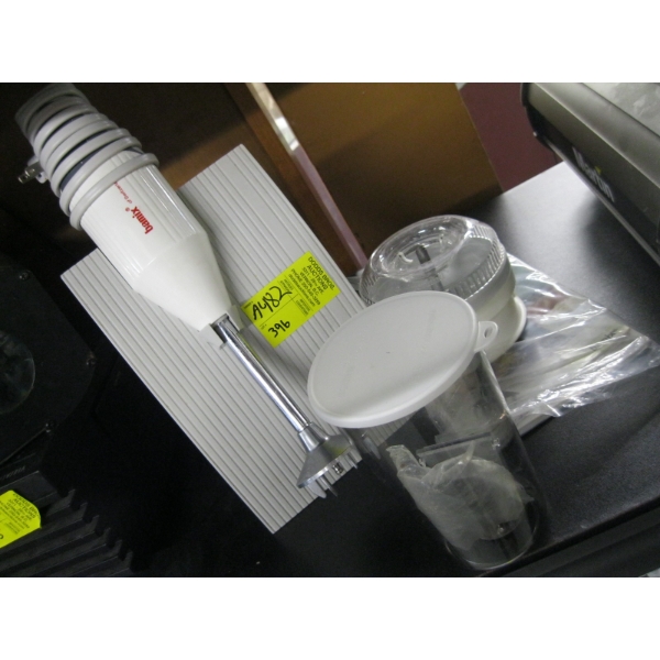 BAND MIX HAND MIXER W/ACCESS.