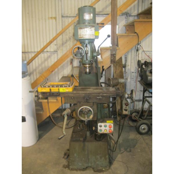 SHARP IND. MILLING MACHINE W/3-PHASE CONVERTER & ACCESS.