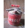 Image 2 : 3 METAL GAS CANS