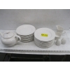 Image 1 : WHITE SOPHIE CONRAN DISHES
