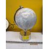 Image 4 : GLOBE, BAROMETER & A CLOCK