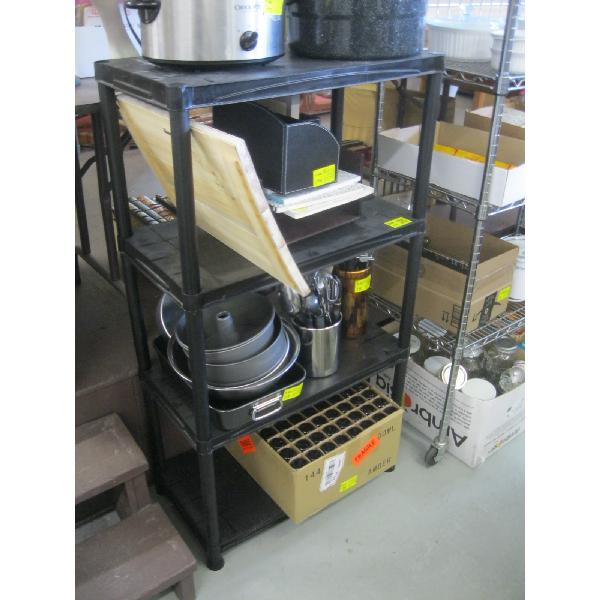 PLASTIC SHELF UNIT