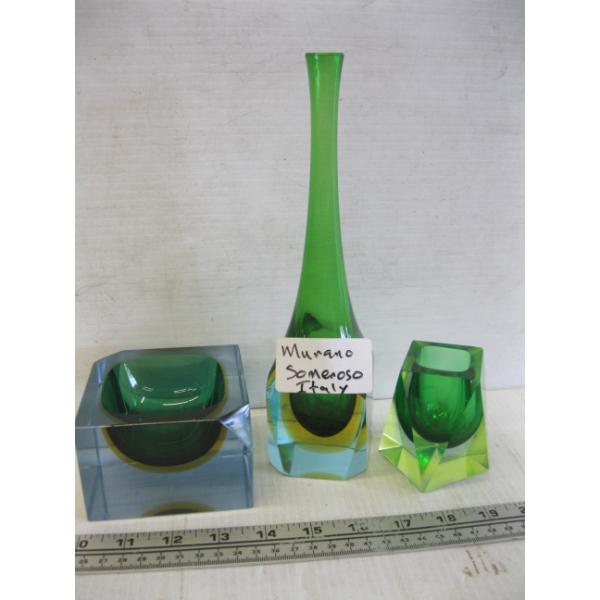 1 URANIUM GLASS VASE & 1 MURANO SOMMERSO VASE & GLASS DISH