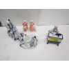 Image 1 : 5 CERAMIC FIGURINES - 1 BROKEN
