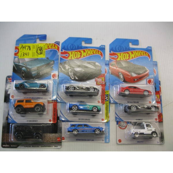 9 HOT WHEELS CARDS