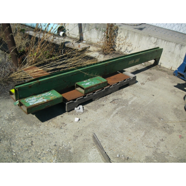 FORKLIFT REACH