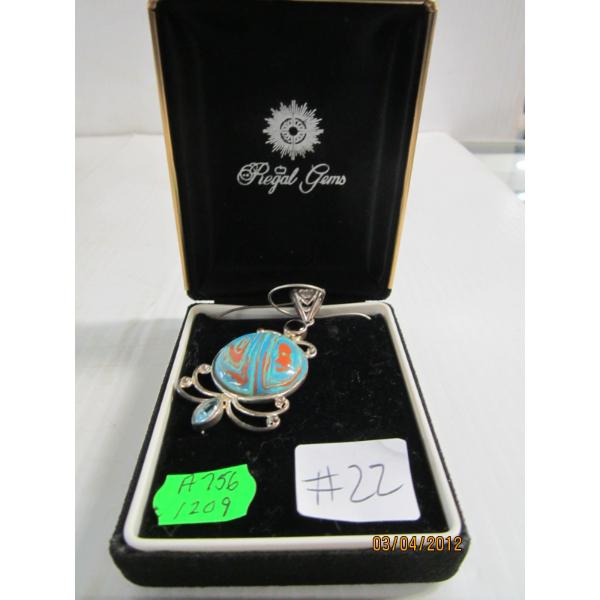 BLUE STONE MARKED .925 PENDANT & STERLING SILVER CHAIN