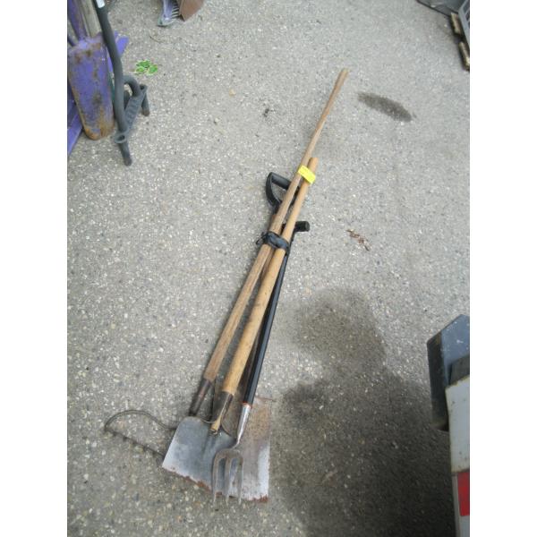 BUNDLE OF ASST. GARDEN TOOLS