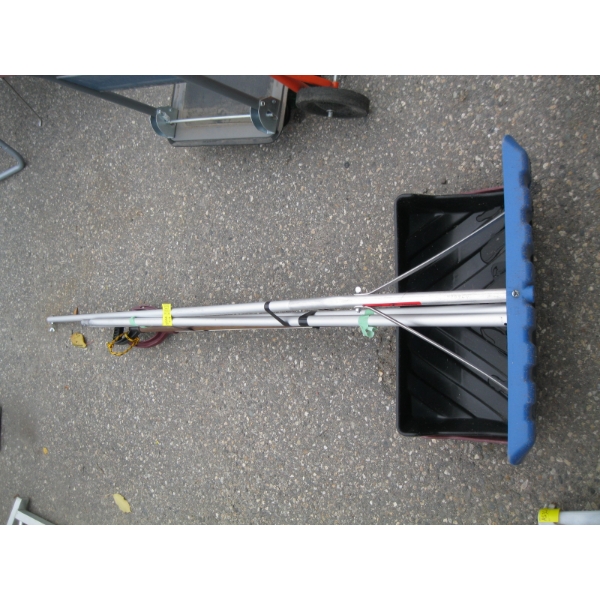 2 SNOW SHOVELS & A SNOW ROOF SHOVEL