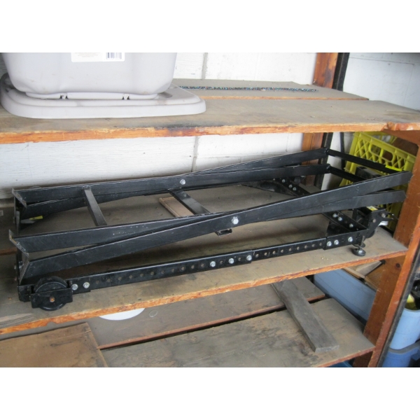 FOLDING STAND & AN ADJUSTABLE EQUIPMENT STAND