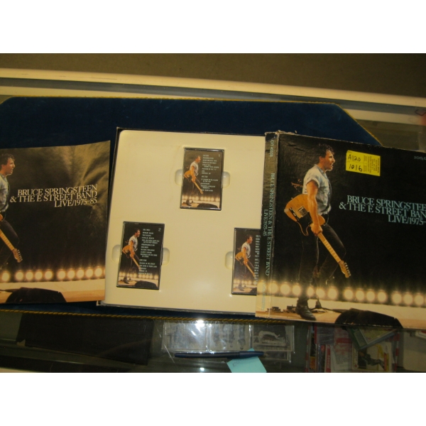 BRUCE SPRINGSTEEN & E STREET BAND LIVE 1975-1985