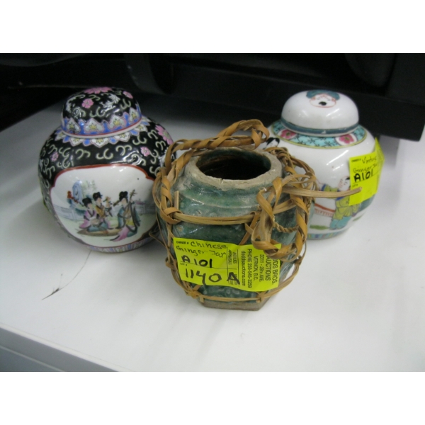 3 GINGER JARS