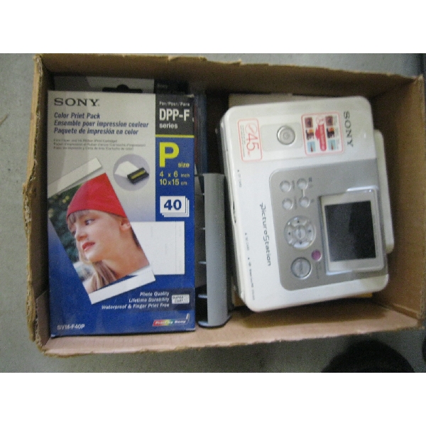 SONY DIGITAL PHOTO PRINTER W/PAPER & ACCESS.