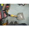 Image 2 : ALUMINUM SHOVEL & PAIR OF PRUNERS