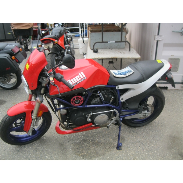 2000 RED & PURPLE BUELL LIGHTING X1 1200CC MOTORCYCLE - CONDITION UNKNOWN