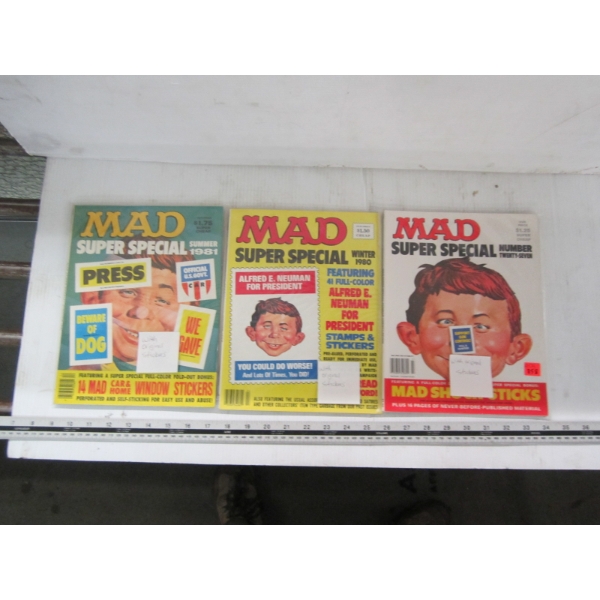 3 MAD MAGAZINES