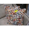 Image 1 : 2 COLORFUL PILLOWS