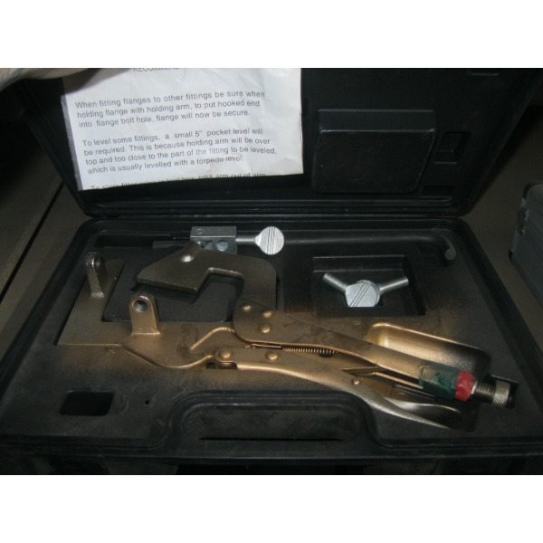 SPECIALTY VISE GRIP TOOL