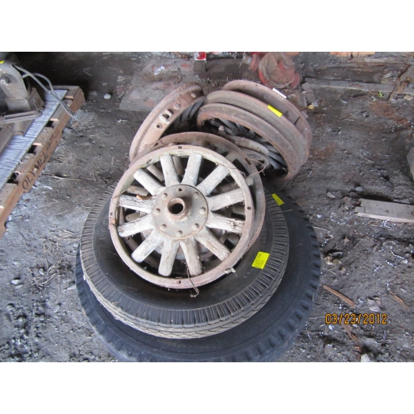 WOODEN SPOKED RIMS - SOME W/TIRES