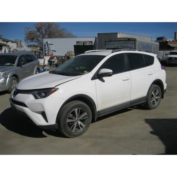 2018 TOYOTA RAV4 LE - VIN #2T3BFREVOJW823072 - 28,145 KM W/PAPERS