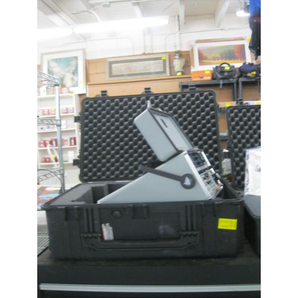 IFR FM/AM-1500 COMMUNICATIONS SERVICE MONITOR W/MOISTURE PROOF CASE