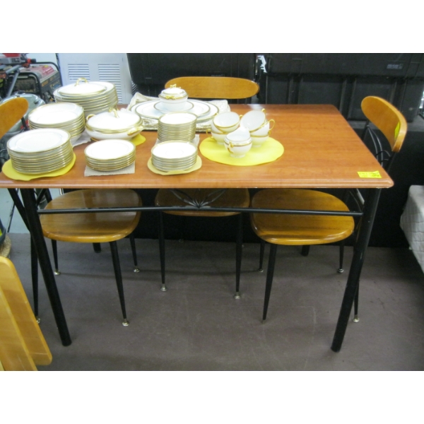 DINETTE TABLE