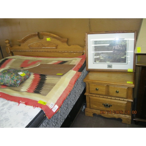 QUEEN SIZE OAK HEADBOARD W/2 DRAWER OAK NIGHTSTAND