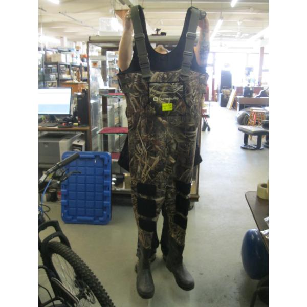 PAIR OF SZ 11 OUTBOUND NEOPRENE CHEST WADERS