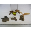 Image 2 : 4 FIGURINES