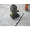 Image 2 : HEAVY DUTY LG. HYDRAULIC JACK
