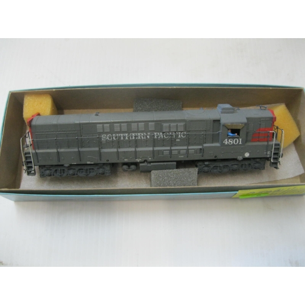 SOUTHERN PACIFIC LOCOMOTIVE