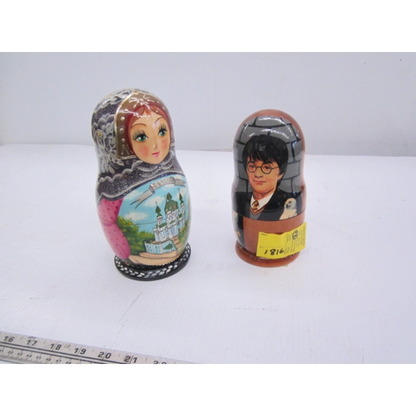 2 NESTING DOLLS 