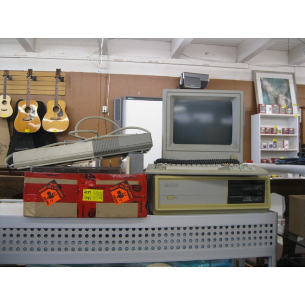 VINTAGE MULTI TECH COMPUTER W/ASST. ACCESS.