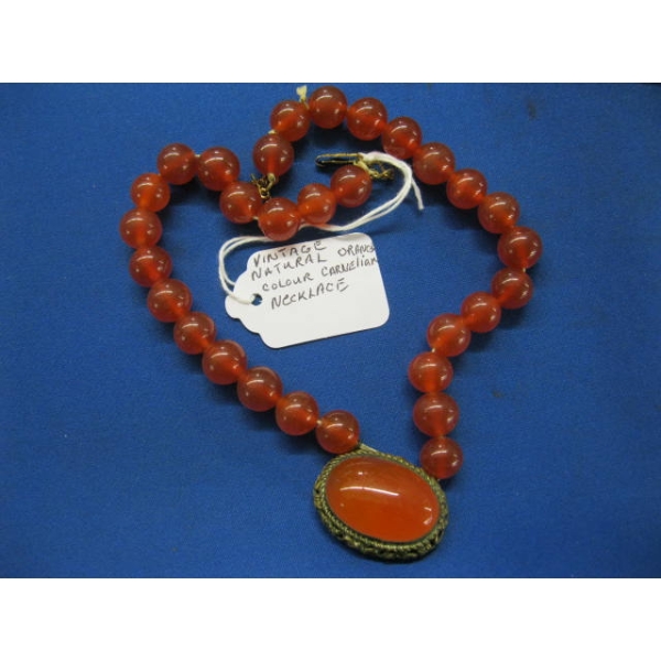 VINTAGE NATURAL ORANGE COLOR CARNELIAN NECKLACE