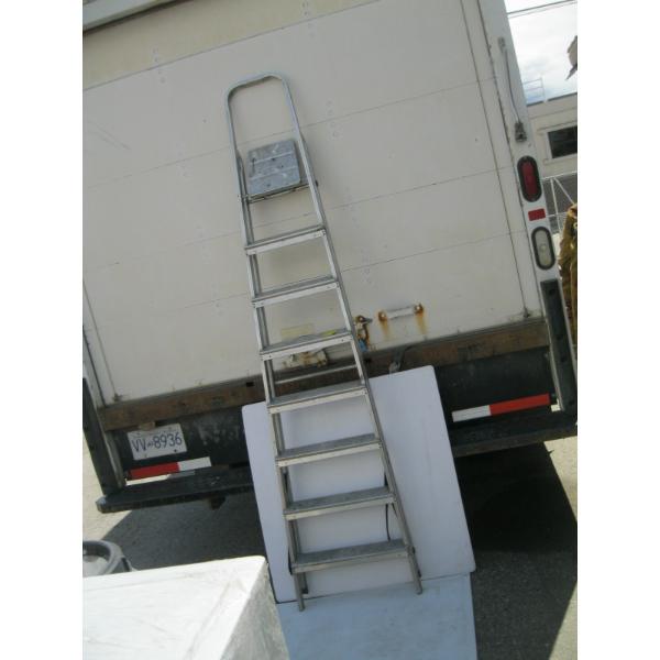 7' PAINTER'S LADDER