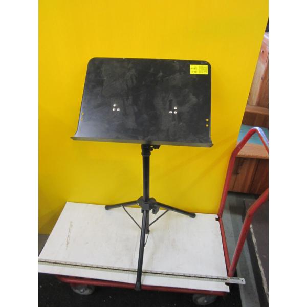 MUSIC STAND